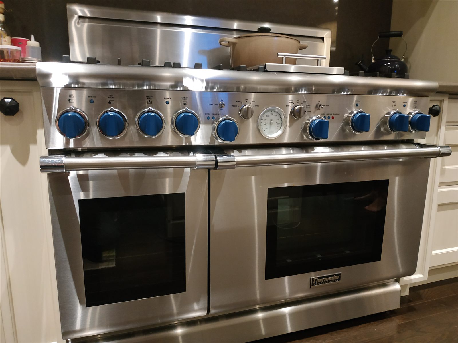 Stainless Thermador range and oven serviced by Appliance Trust